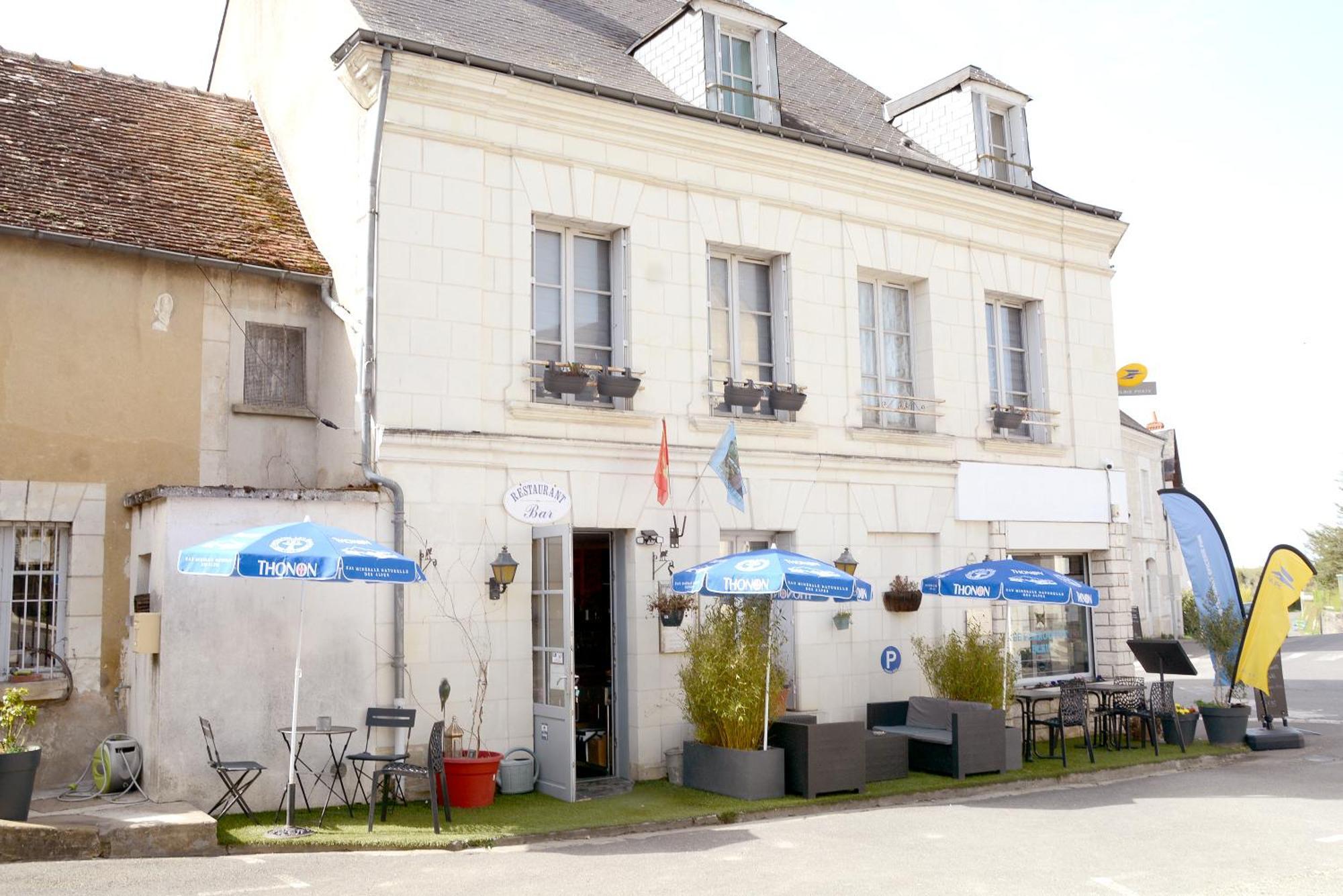 Le Perroquet Bleu Hotel La Chapelle-Blanche-Saint-Martin Exterior foto